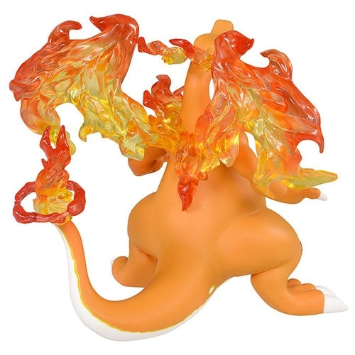 Pokemon Gigantimax Charizard Moncolle Figur