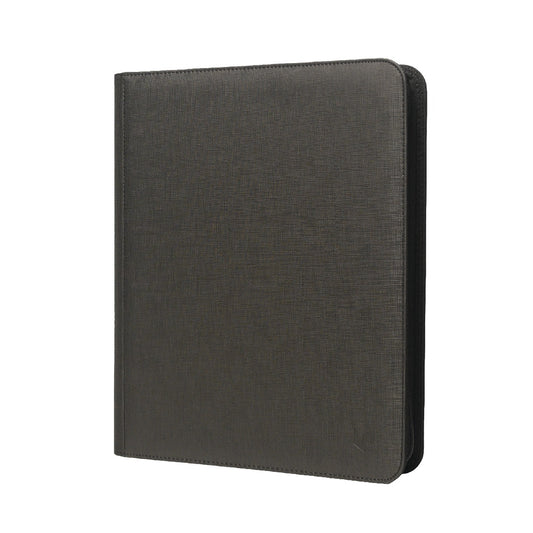 Ultra Pro 9-Pocket Toploader Zippered Premium PRO-Binder i mørkegrått kunstskinn, lukket og sett skrått forfra