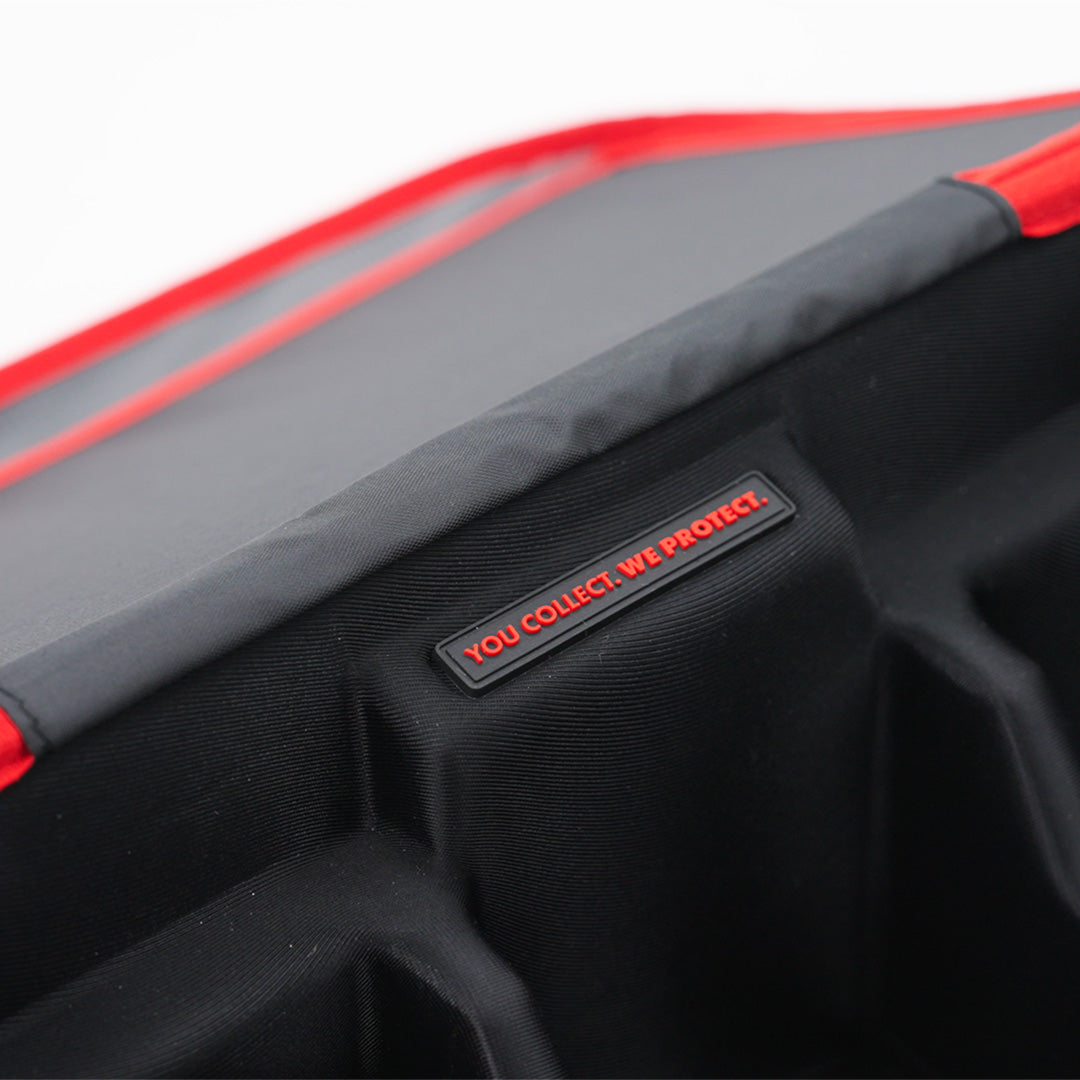 Ultra Pro Showcase Vault