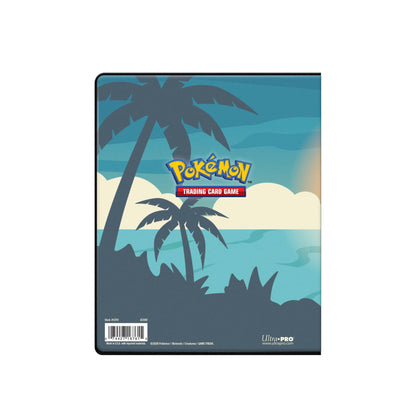 Baksiden av portfolioen med palmesilhuetter og Pokemon TCG-logo