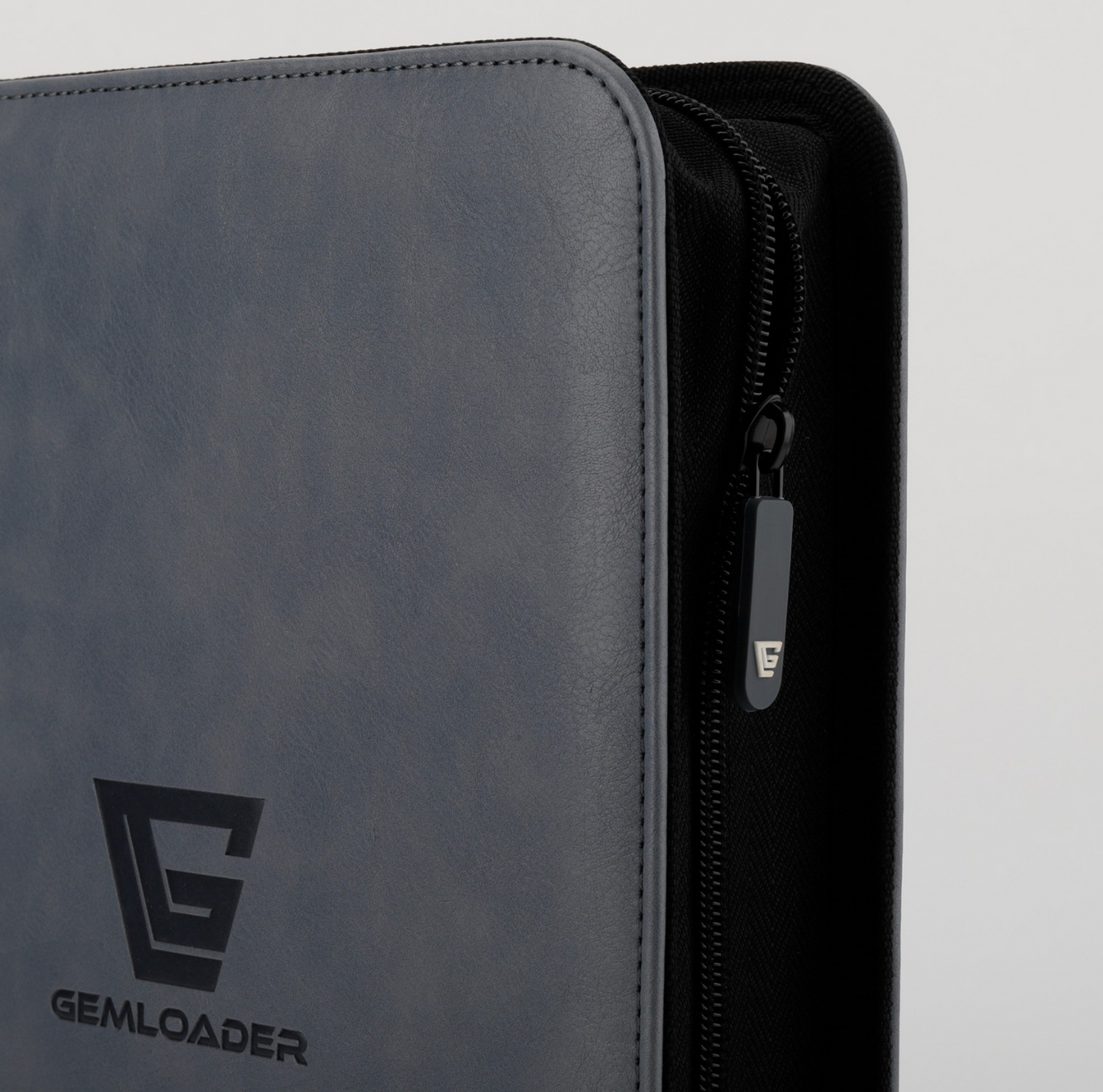 Gemloader Premium 3''X4'' Toploader Album (112 Lommer)