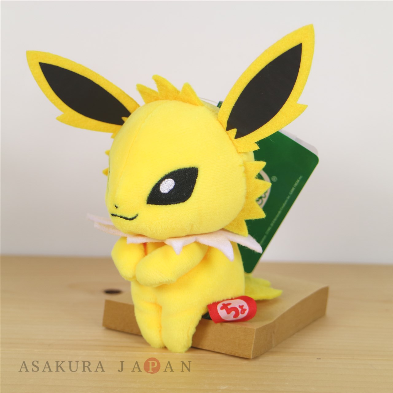 Pokemon Takara Tomy Chokkori-San Jolteon Plush