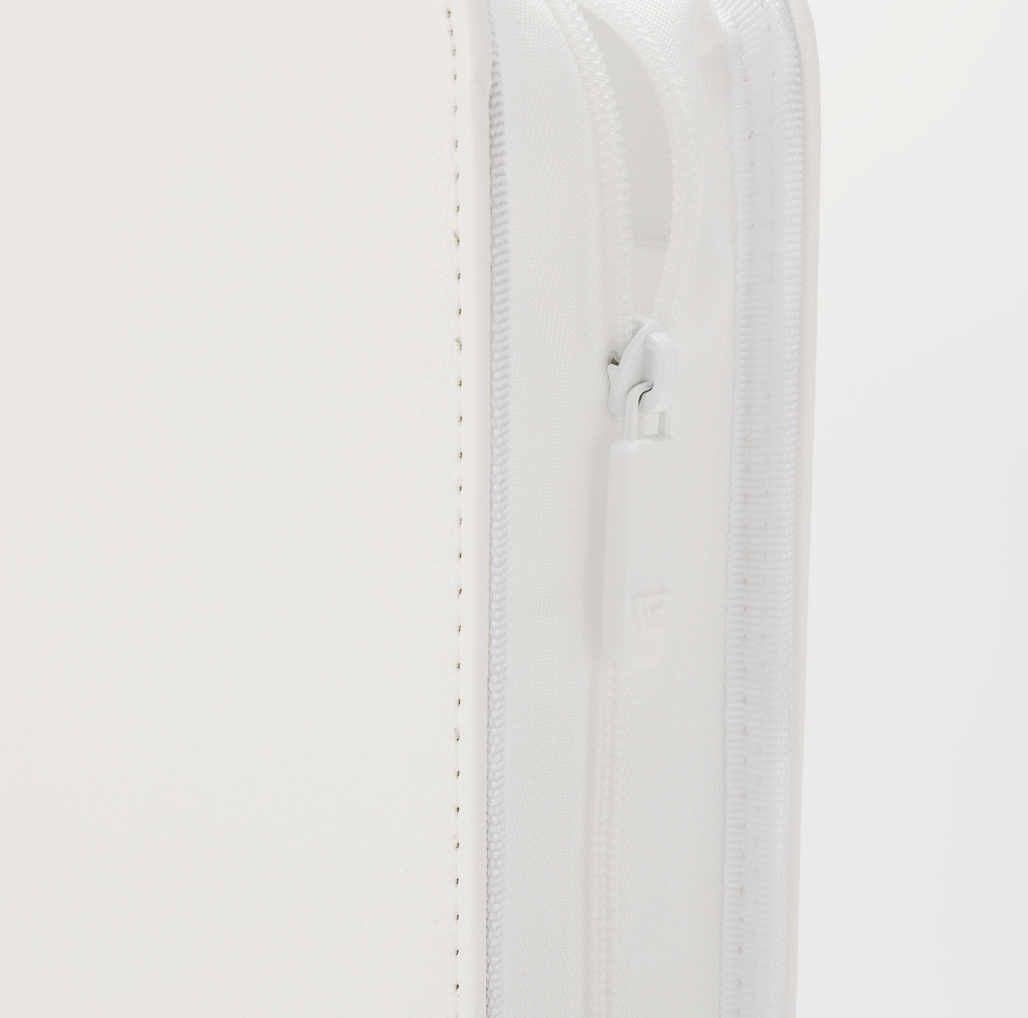 Gemloader Premium 3×4 Toploader Binder (336 lommer) - White (bilde 2)