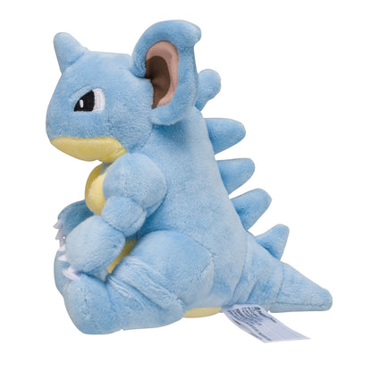 Nidoqueen Fit Plush fra Pokemon Center Japan, sett fra siden