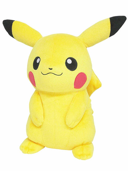 Pokémon Pikachu-bamse i lett skråvinkel som viser den gule kroppen, halen og de sorttippede ørene