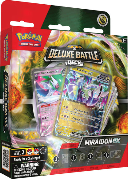 Miraidon ex-decket sett forfra med Deluxe Battle Deck-logoen