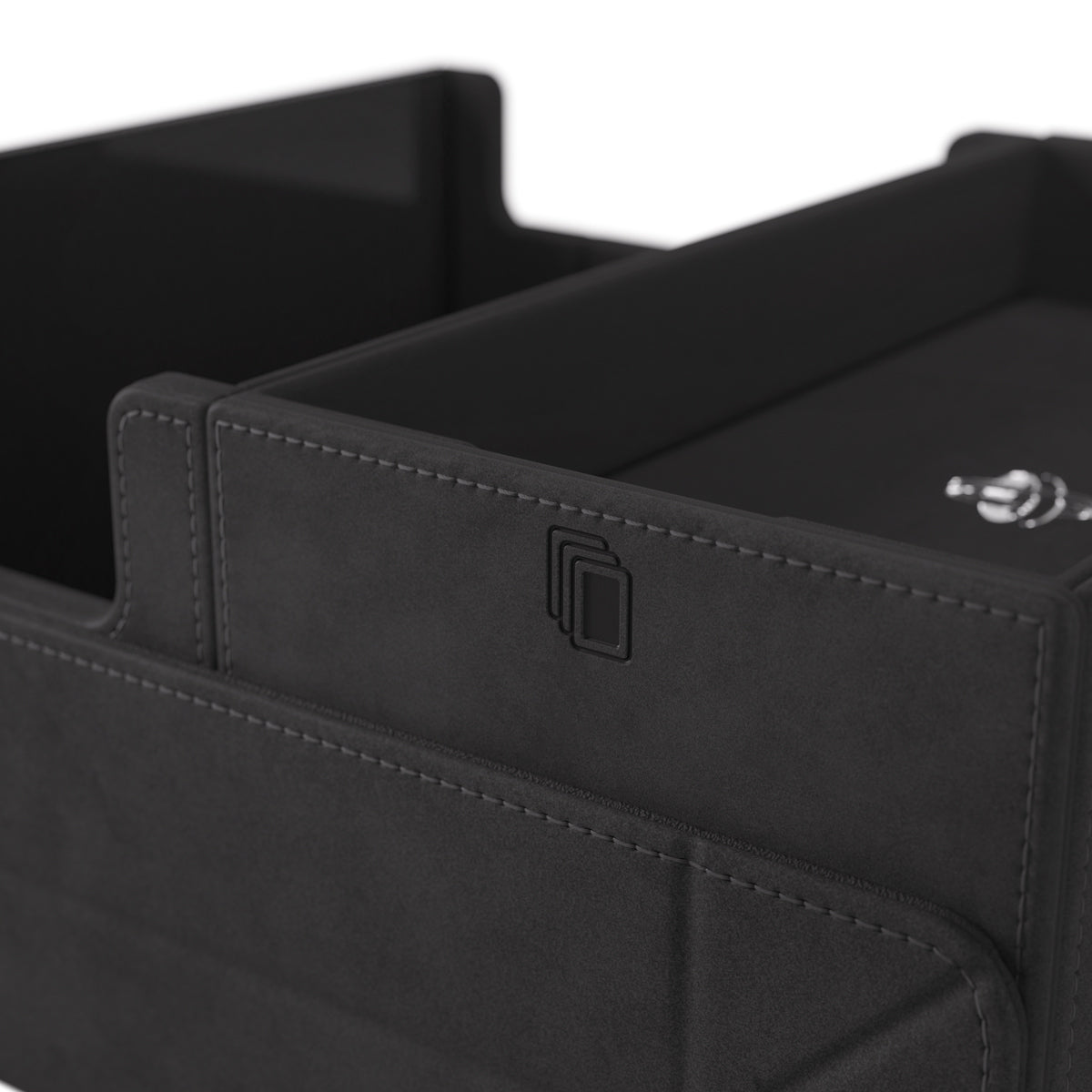 Gamegenic Games' Lair 600+ Convertible