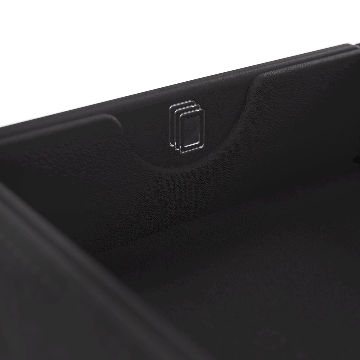 Gamegenic Games' Lair 600+ Convertible