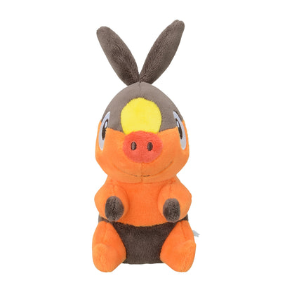 Tepig Fit Plush fra Pokemon Center Japan, sett fra siden