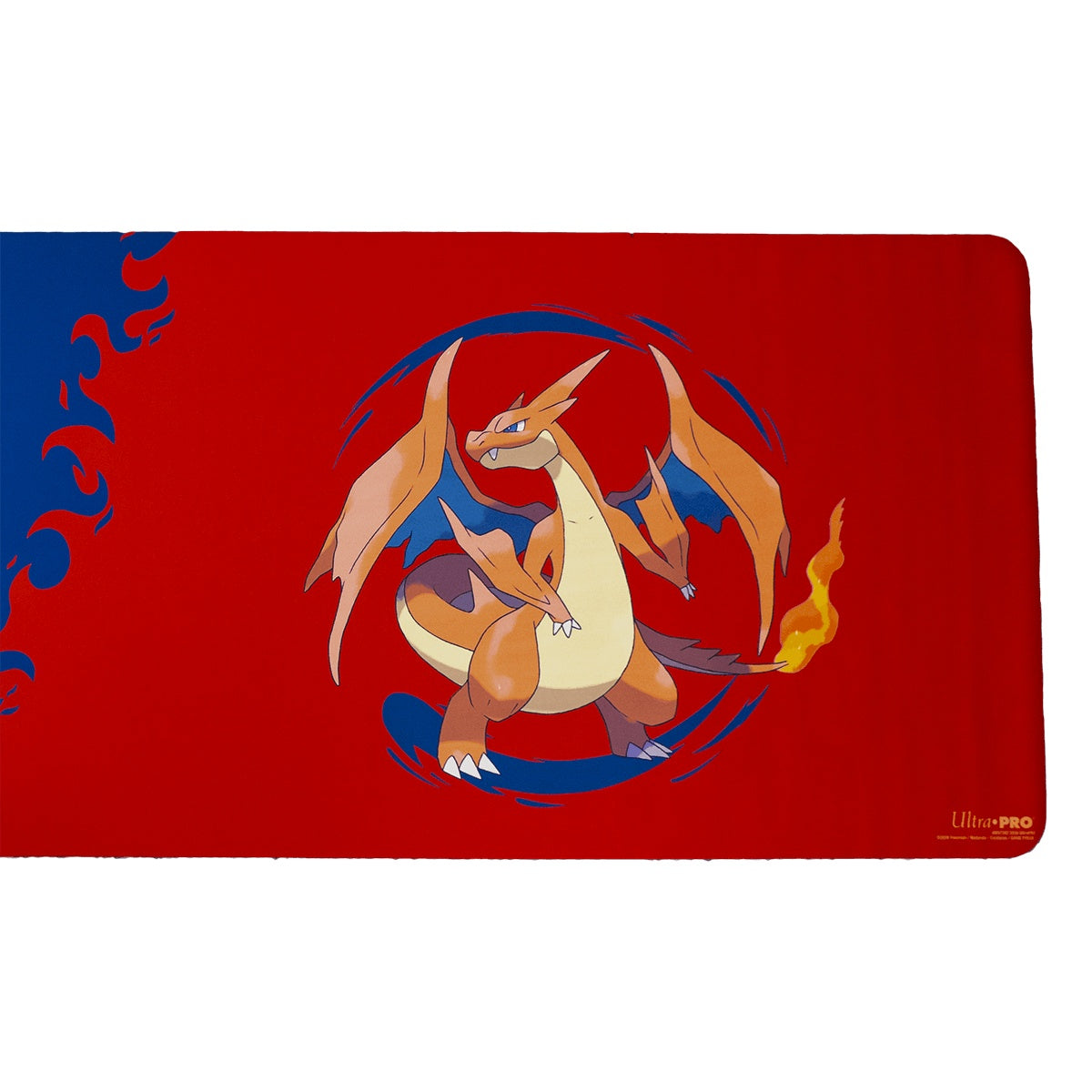 Nærbilde av Mega Charizard Y på rød bakgrunn med Ultra Pro-logo nederst