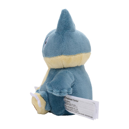 Munchlax Fit Plush fra Pokemon Center Japan, sett fra siden