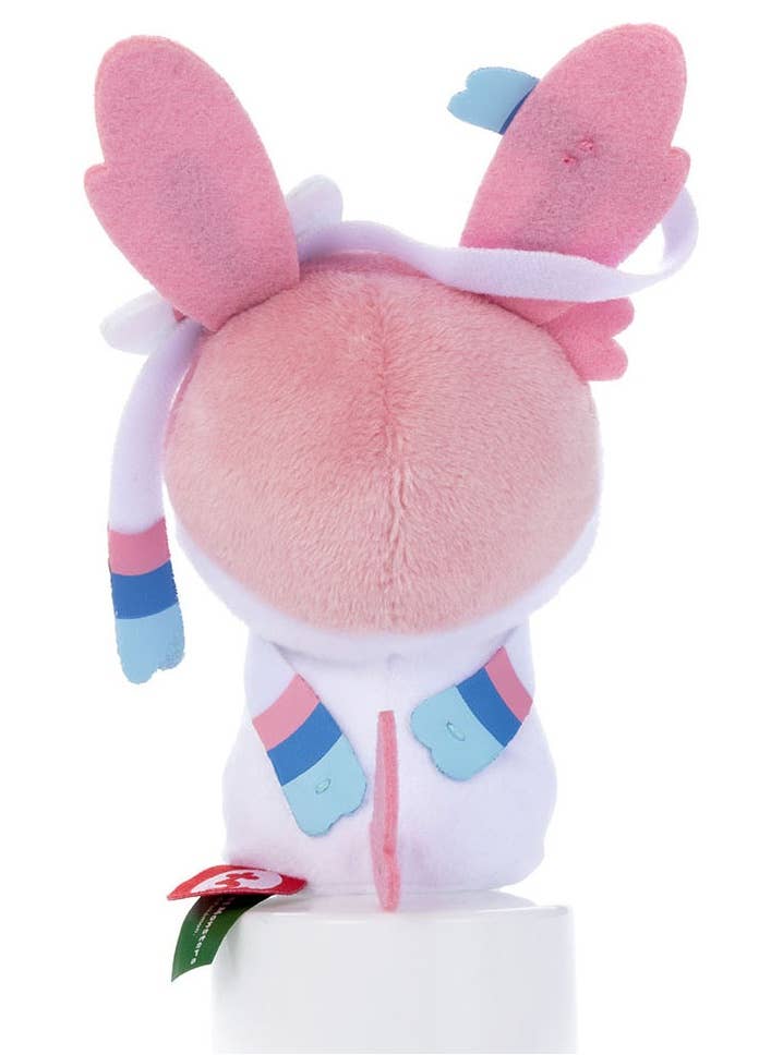 Pokemon Takara Tomy Chokkori-San Sylveon Plush